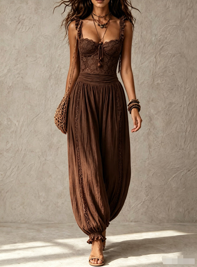 Conjunto gris de top bandeau de encaje y pantalón harén plisado de algodón