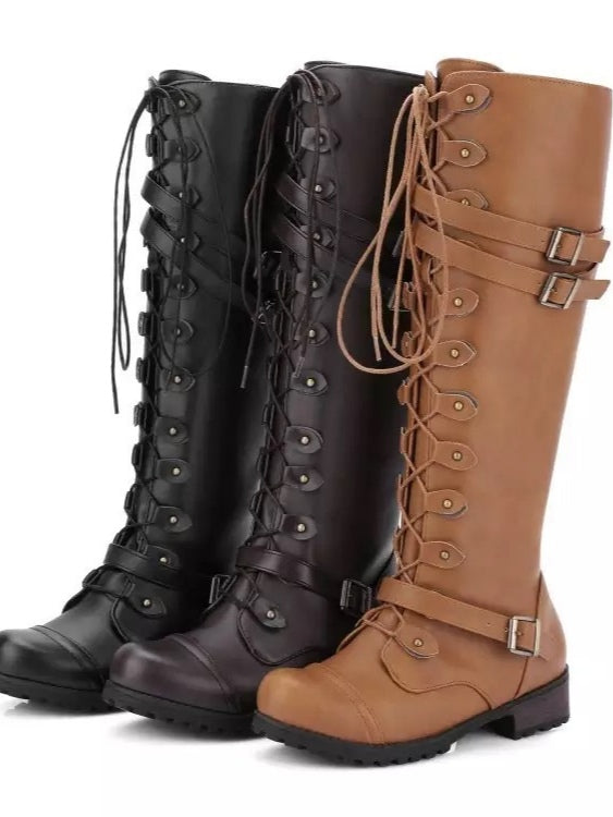 Botas de montar altas con cordones, hebilla y remaches