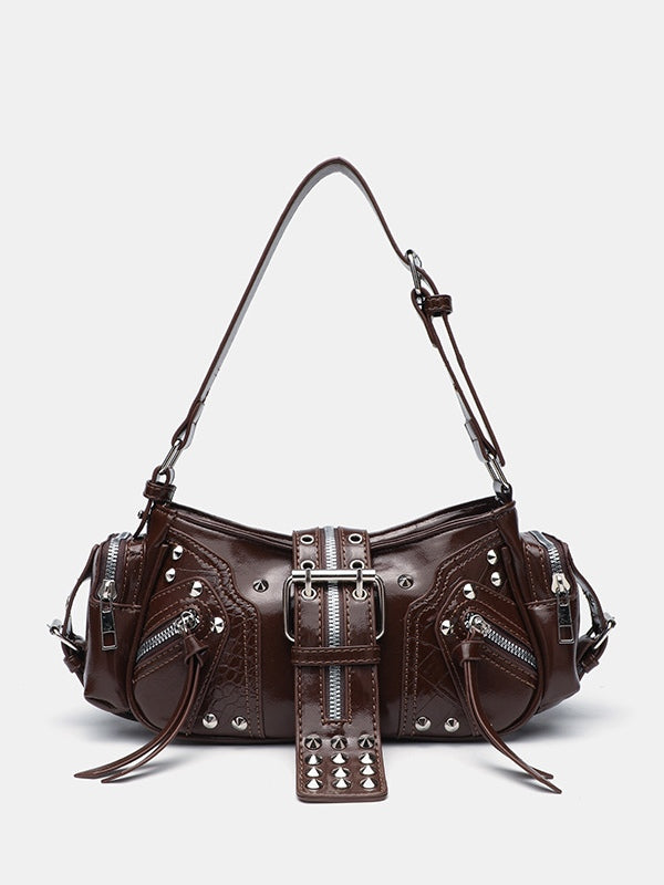 Bolso bandolera con remaches para el día a día
