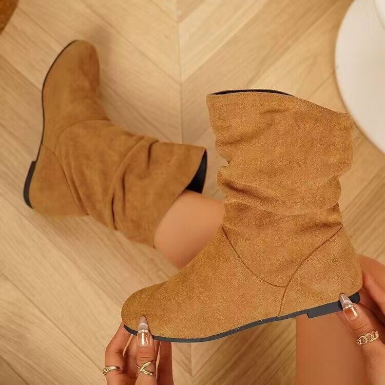 Botines planos fruncidos casual
