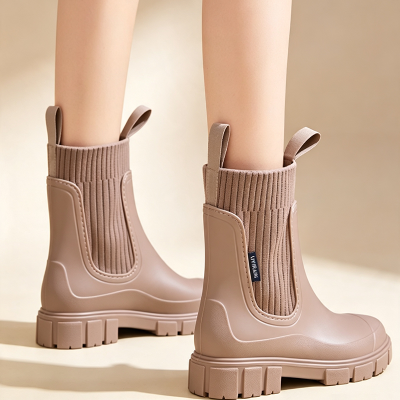 Botas de agua impermeables con plataforma y punto en bloques de color