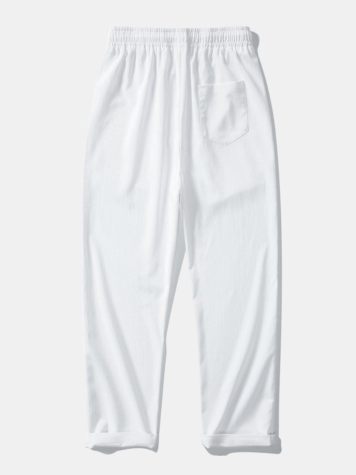 Camisa de lino de manga corta con cuello mao y pantalones de pierna recta con textura arrugada