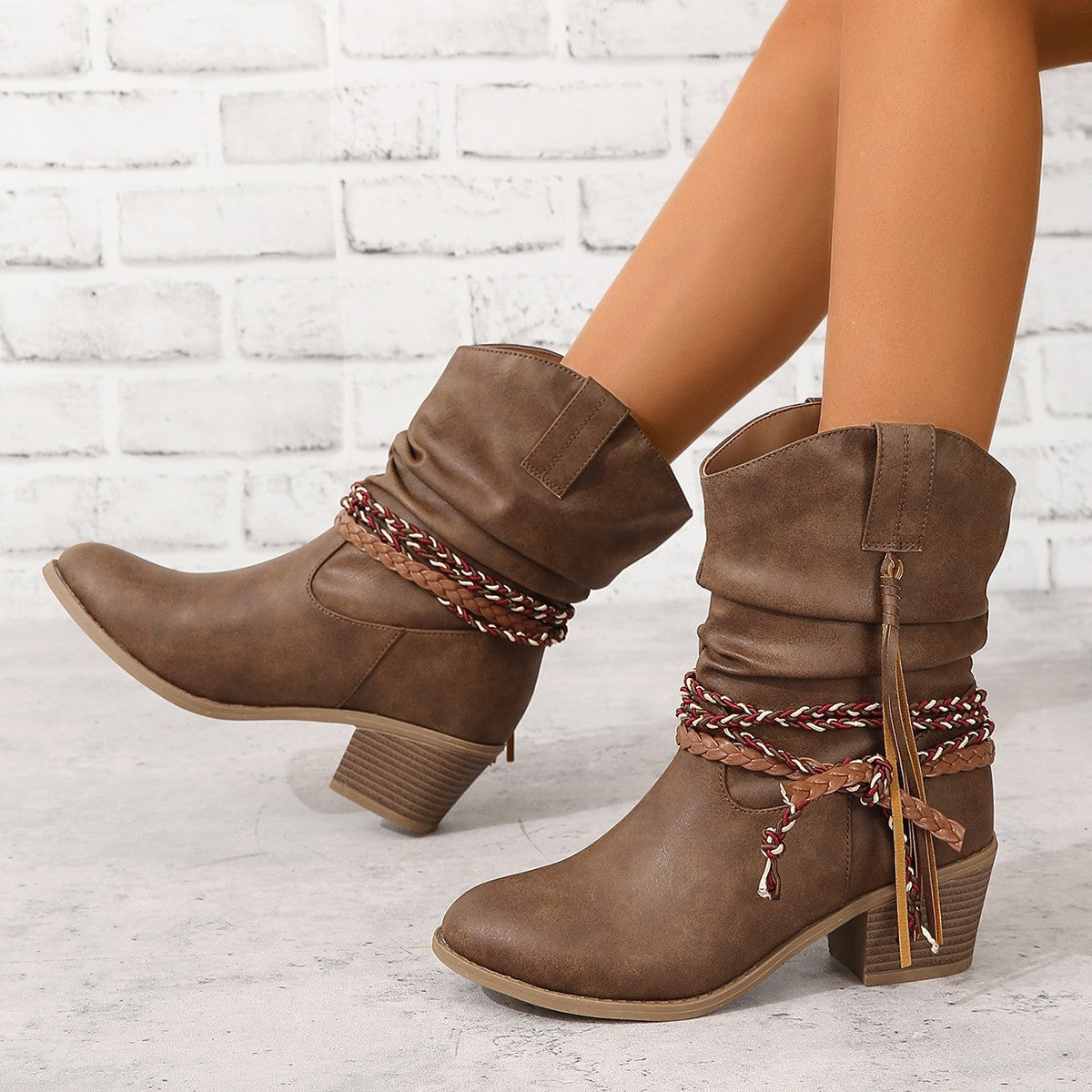 Botines camperos vintage con flecos