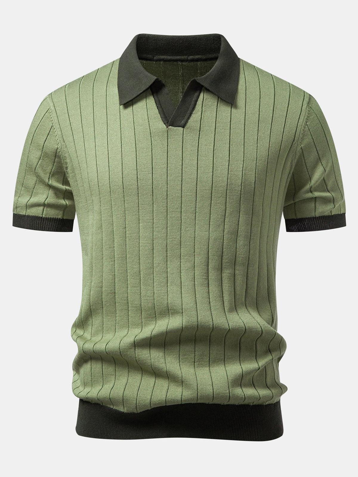 Polo con cuello Johnny y raya de ribete en contraste