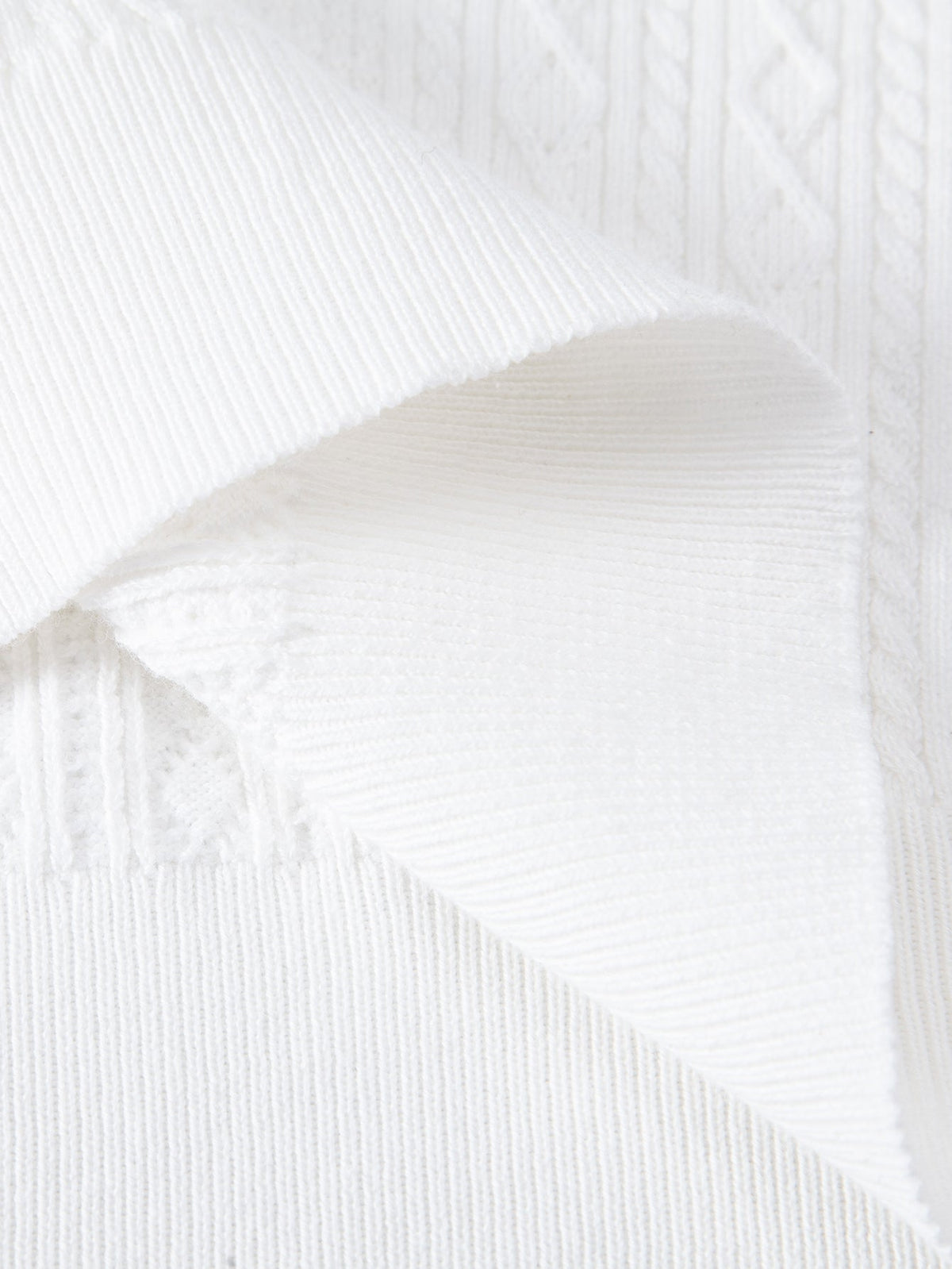 Polo de punto con jacquard geométrico