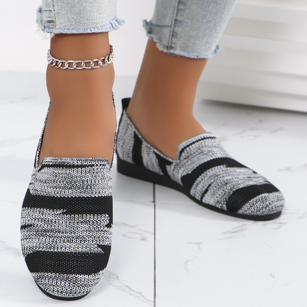 Bailarinas de punto sin cordones, con estampado de camuflaje y rayas