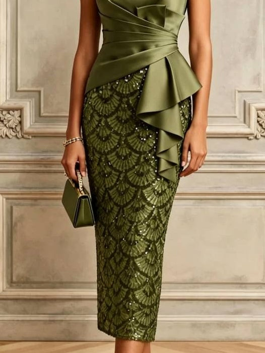 Vestido midi verde oliva de raso con lentejuelas y cuello barco
