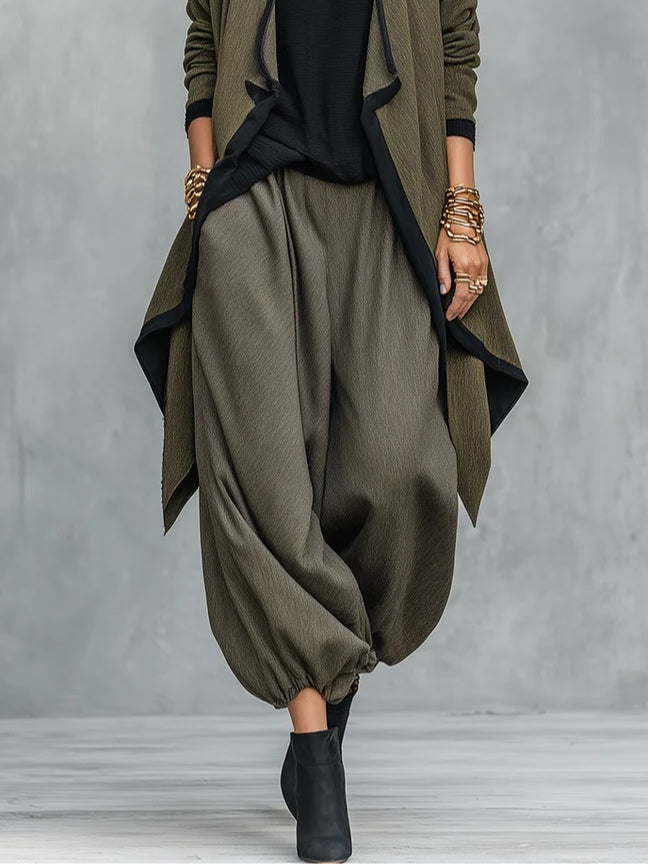 Conjunto de tres piezas en capas: cárdigan asimétrico verde oliva y pantalón farol