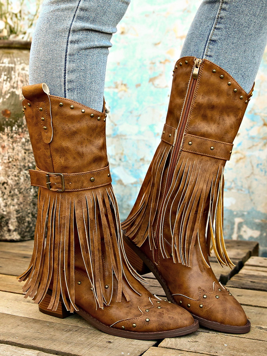 Botas de montar retro con flecos, remaches y cinturón