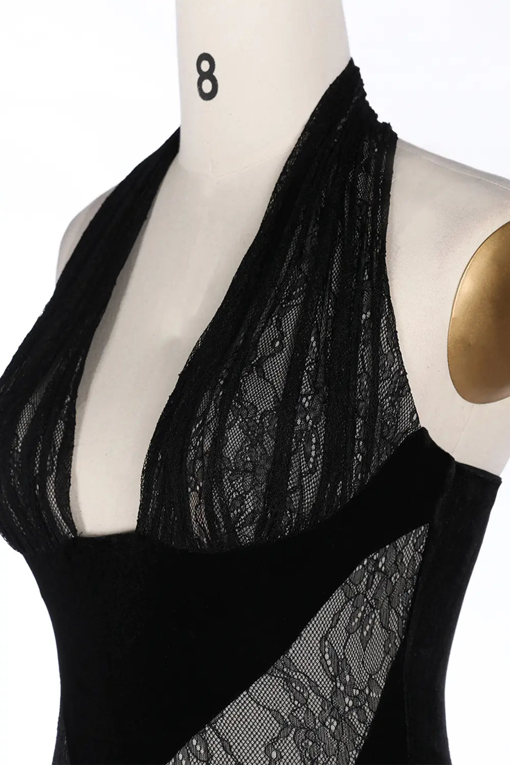 Vestido de noche negro halter de terciopelo con transparencias