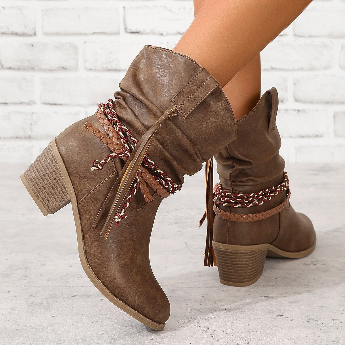 Botines camperos vintage con flecos