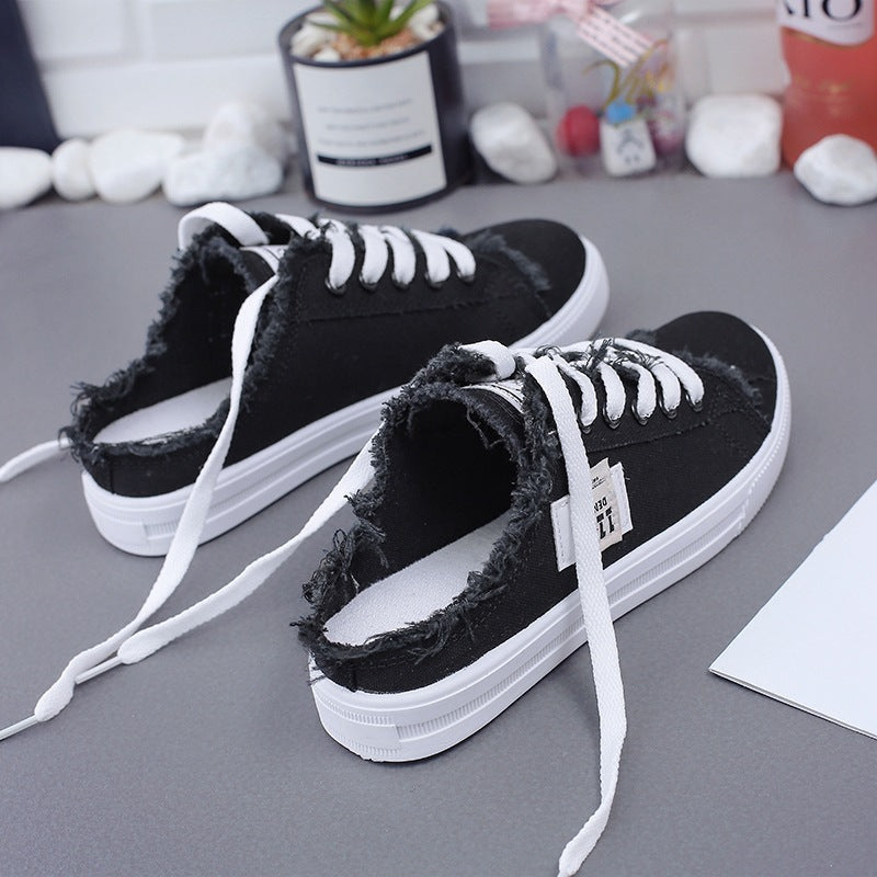 Zapatillas de lona sin cordones con bordes desflecados