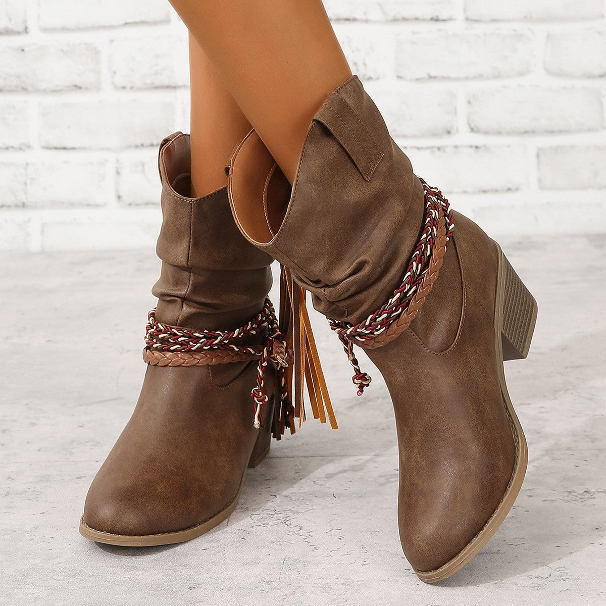Botines camperos vintage con flecos