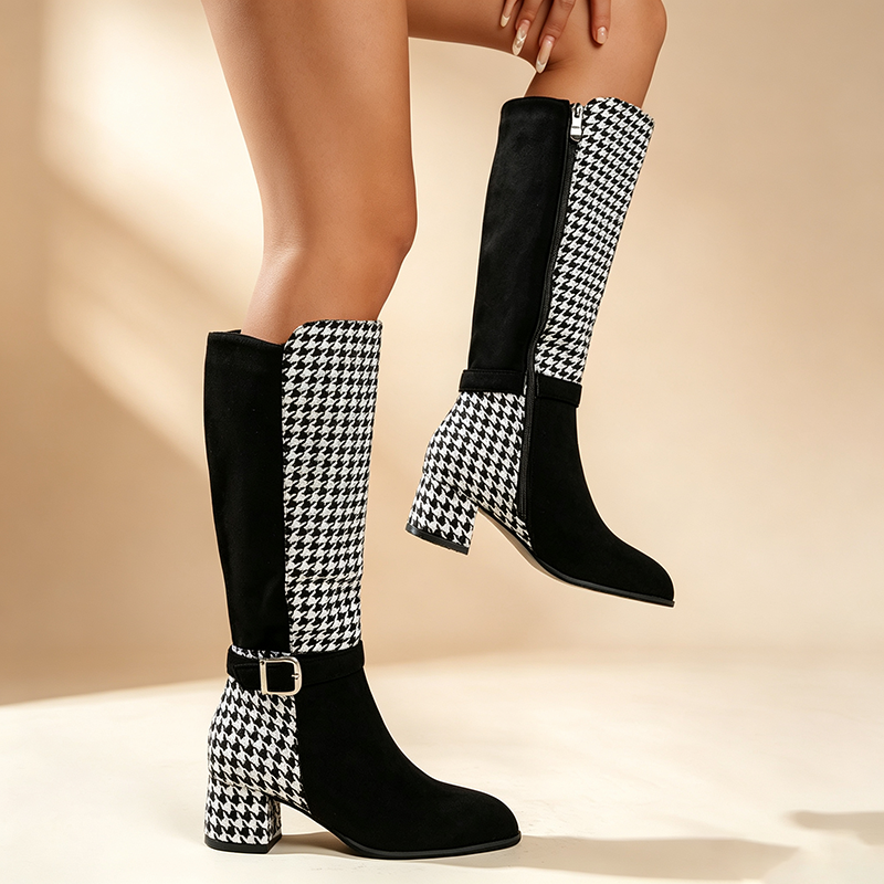 Botas altas con paneles de cuadros