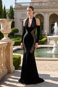 Vestido de noche negro halter de terciopelo con transparencias