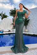 Vestido de noche verde asimétrico con lentejuelas