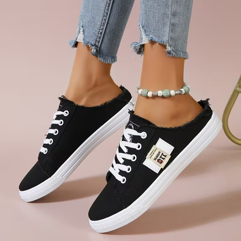 Zapatillas de lona sin cordones con bordes desflecados