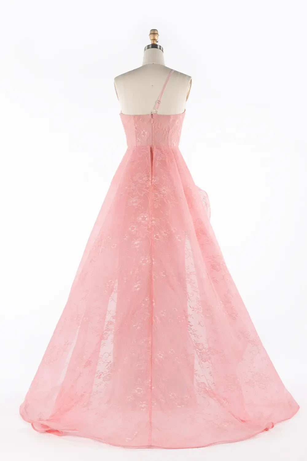 Vestido de noche rosa de encaje transparente con abertura asimétrica