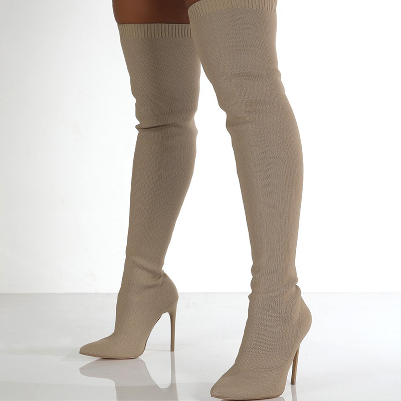 Botas calcetín de punto con punta fina y tacón de aguja