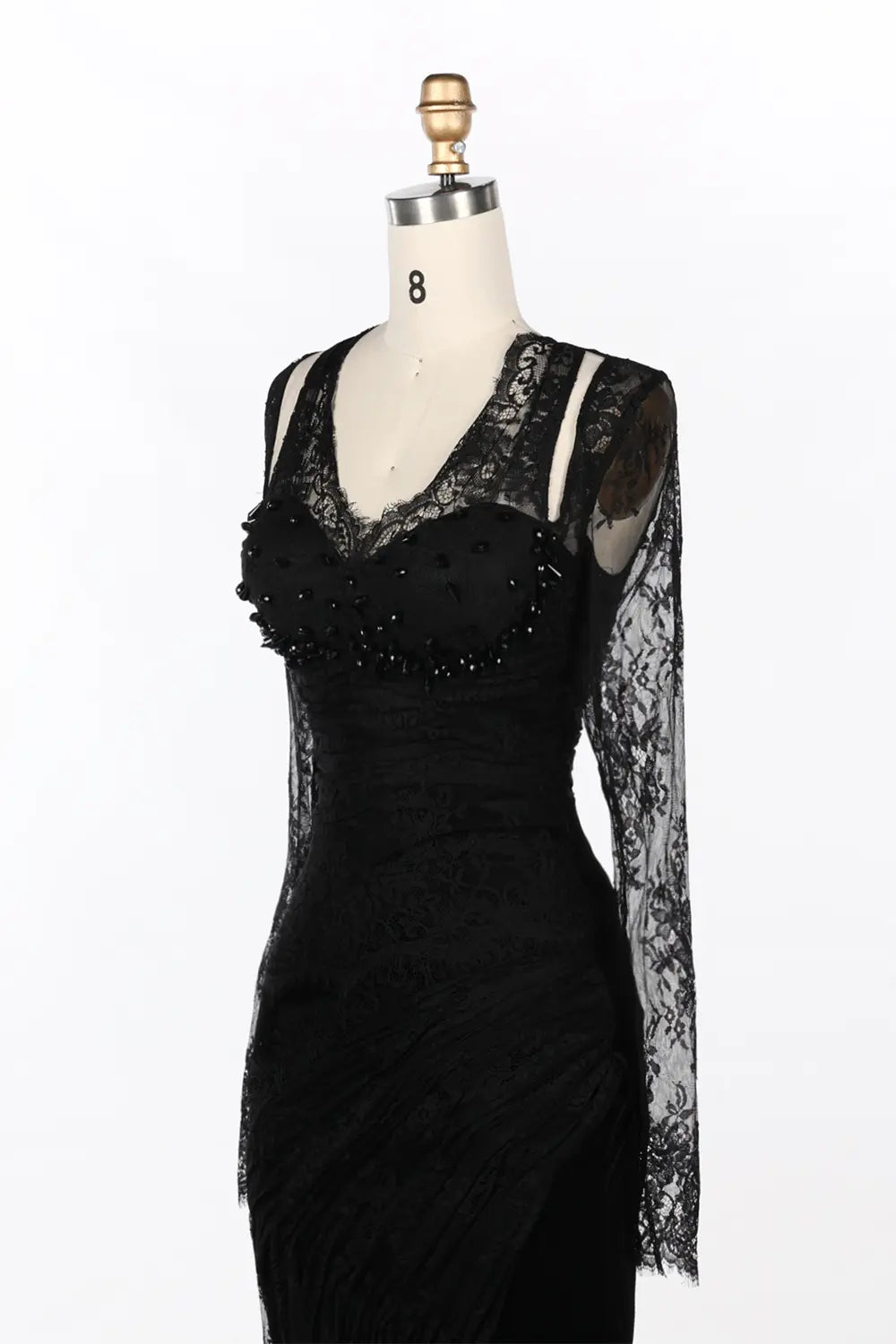 Vestido de noche negro de sirena con mangas de encaje y abalorios