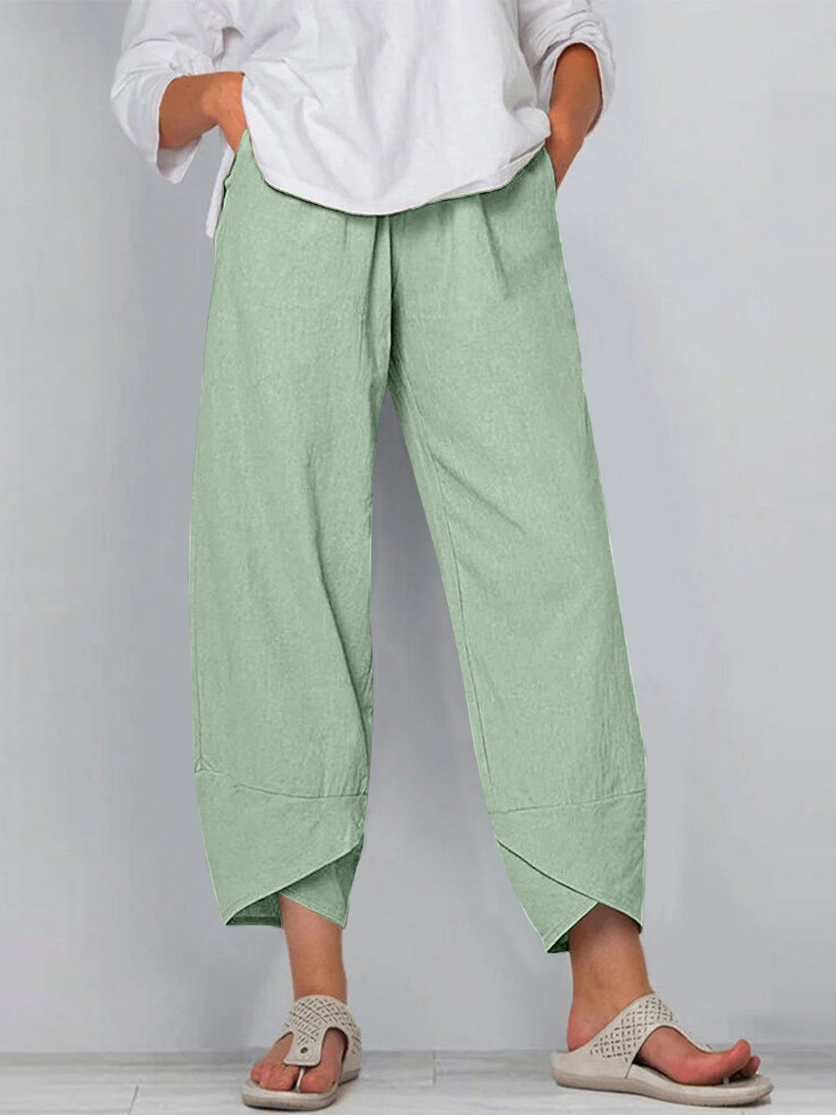 Pantalón casual liso de pernera ajustada al tobillo