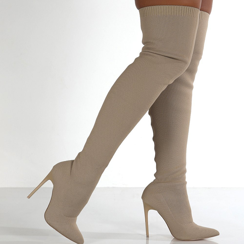 Botas calcetín de punto con punta fina y tacón de aguja