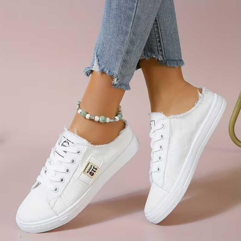 Zapatillas de lona sin cordones con bordes desflecados