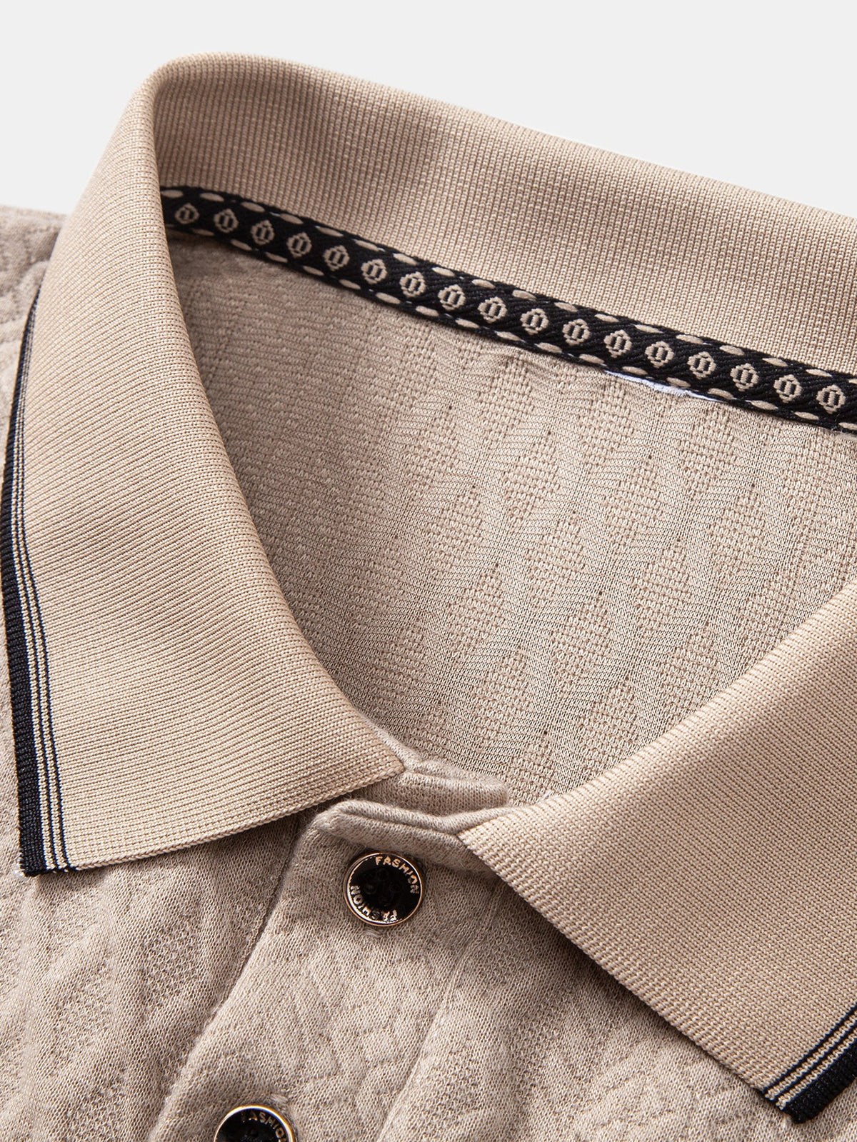 Polo jacquard geométrico