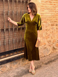 Vestido de Terciopelo Verde | Suiza