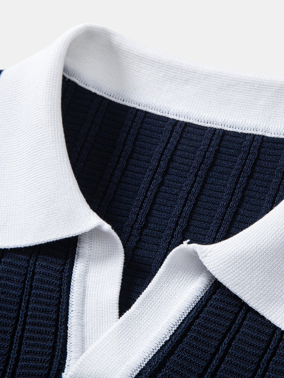 Polo Johnny Collar de punto texturizado con ribete de contraste