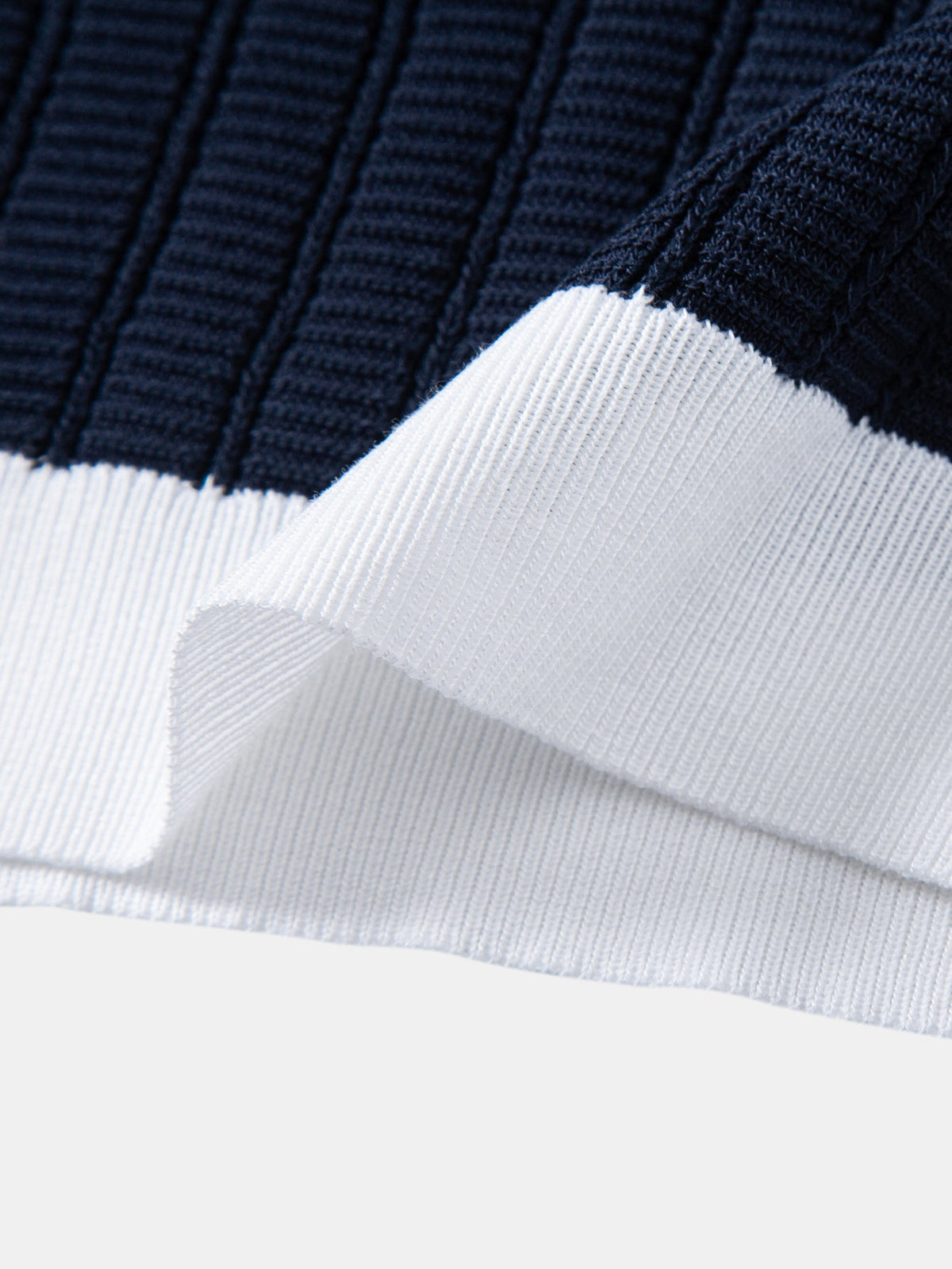 Polo Johnny Collar de punto texturizado con ribete de contraste