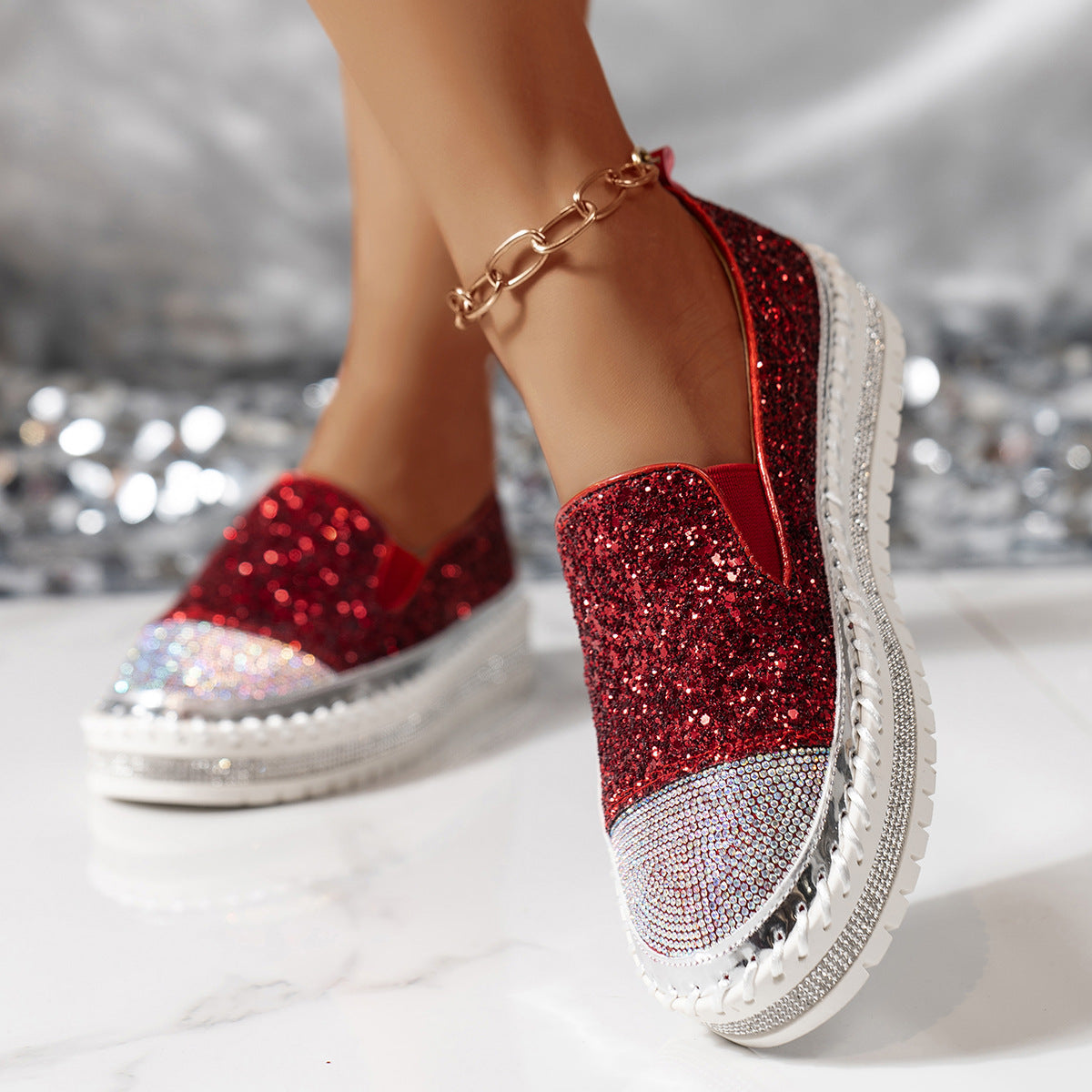 Zapatillas de plataforma con brillantes y cristales, sin cordones