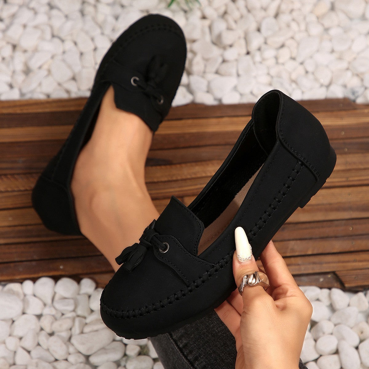 Mocasines de ante con borlas, planos y sin cordones
