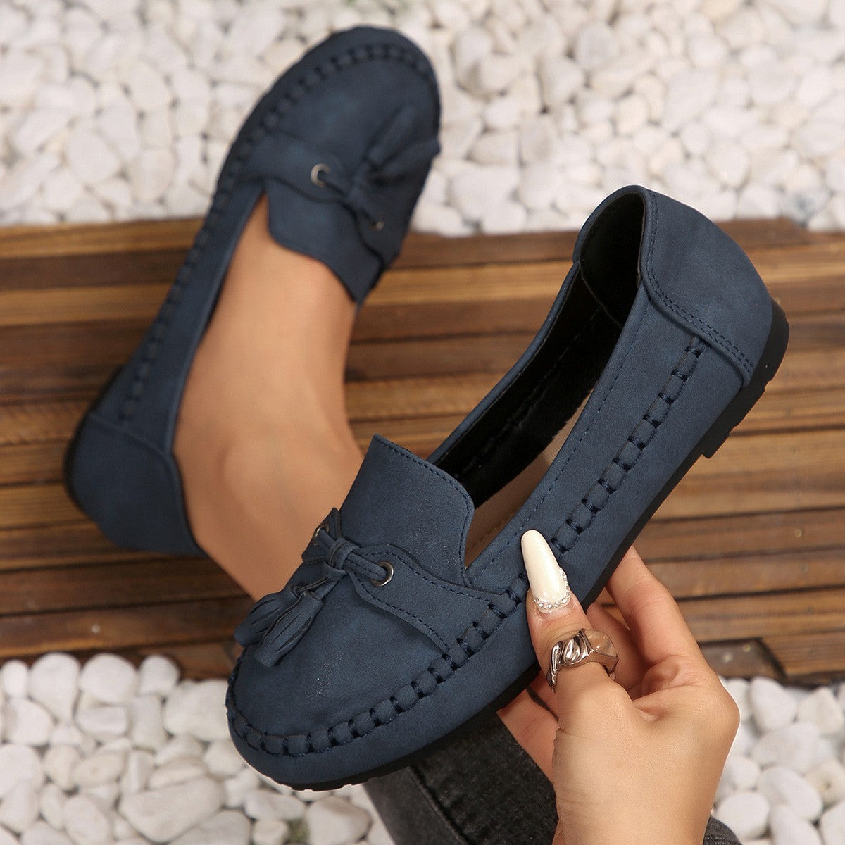 Mocasines de ante con borlas, planos y sin cordones