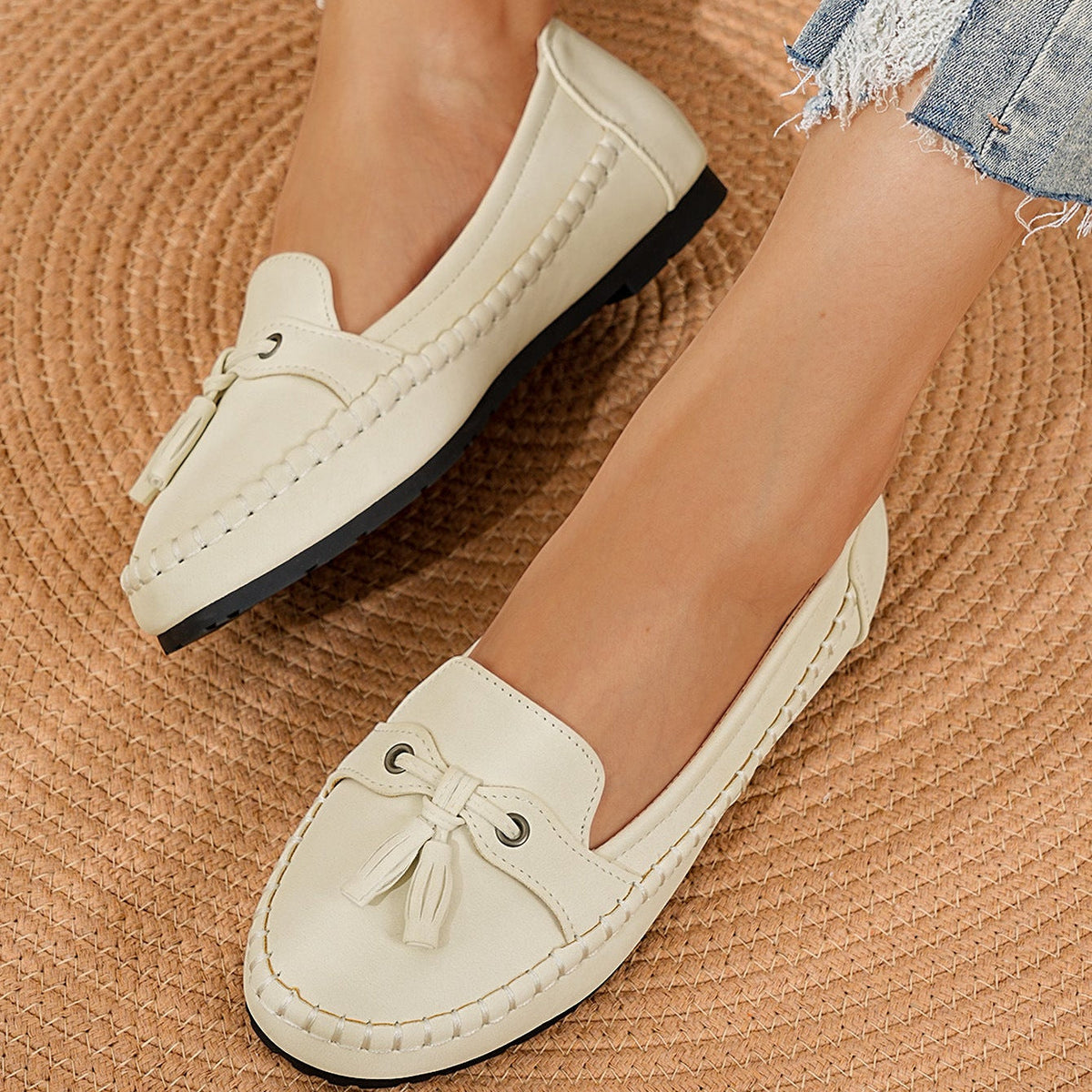 Mocasines de ante con borlas, planos y sin cordones