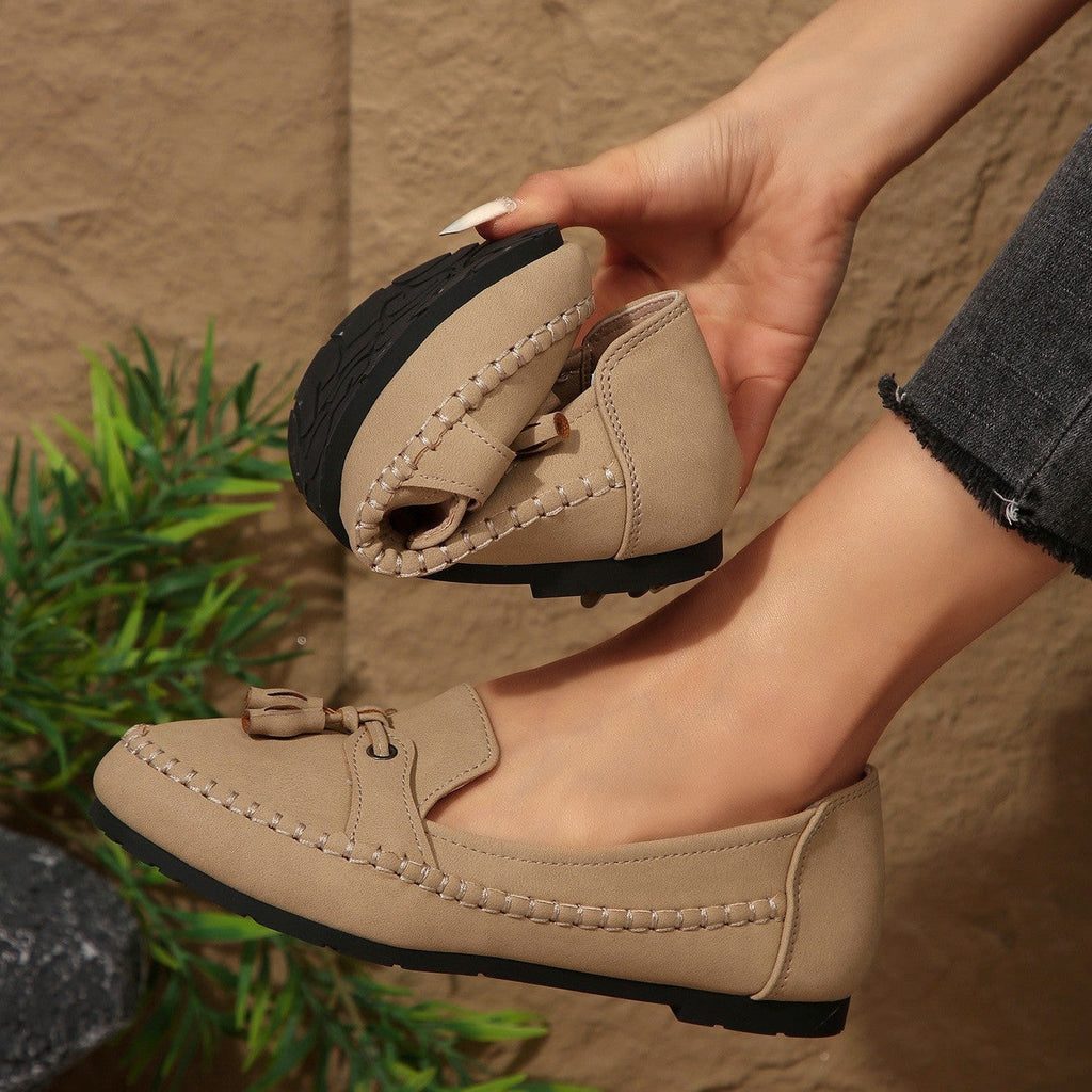 Mocasines de ante con borlas, planos y sin cordones