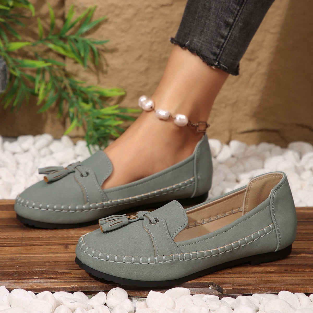 Mocasines de ante con borlas, planos y sin cordones