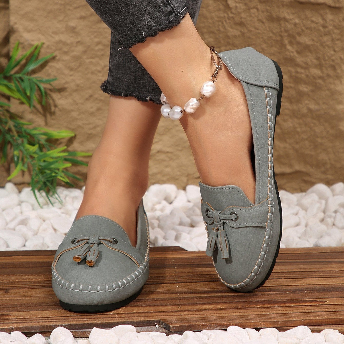 Mocasines de ante con borlas, planos y sin cordones
