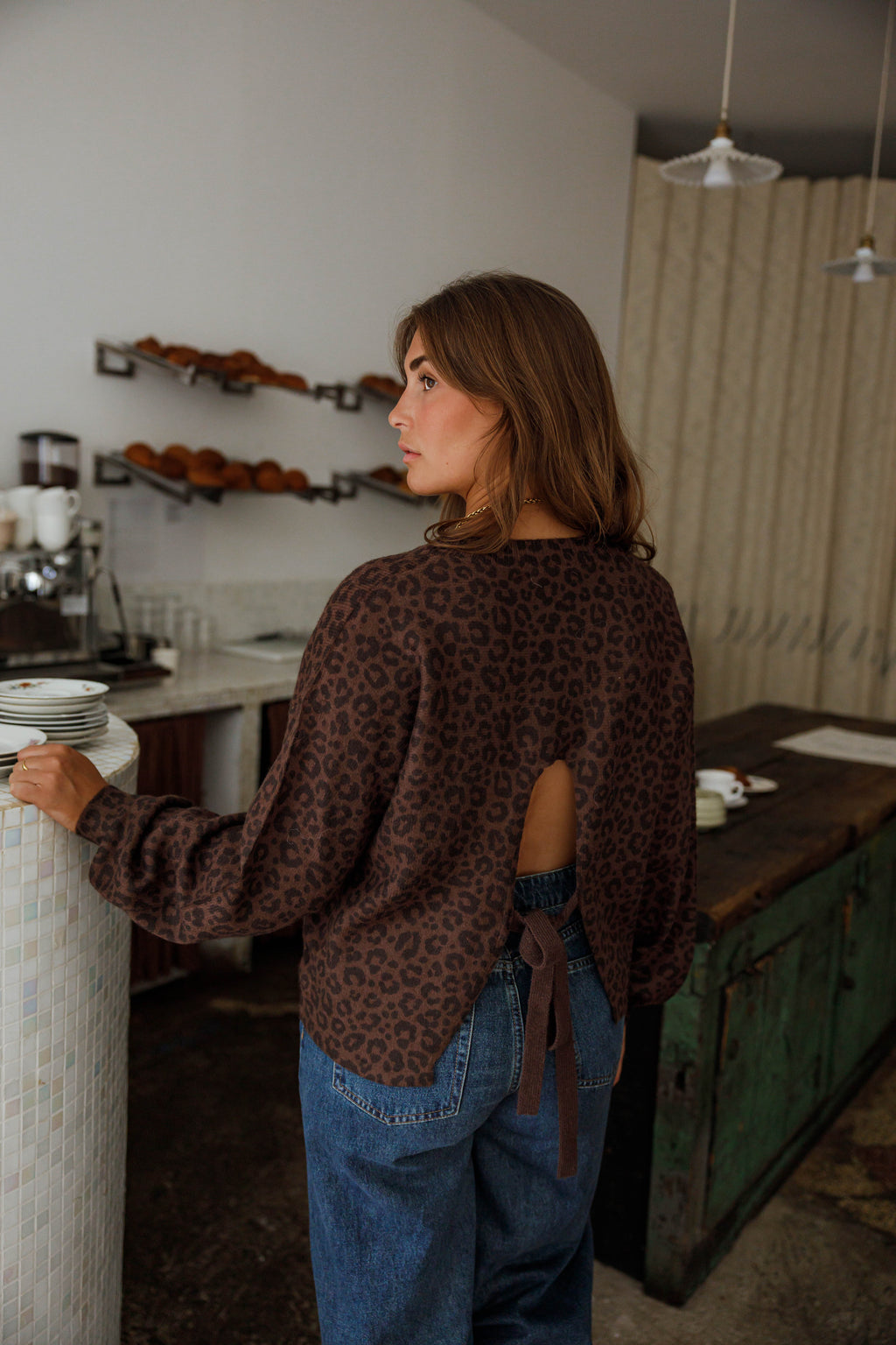 Jersey Bano marrón con estampado de leopardo