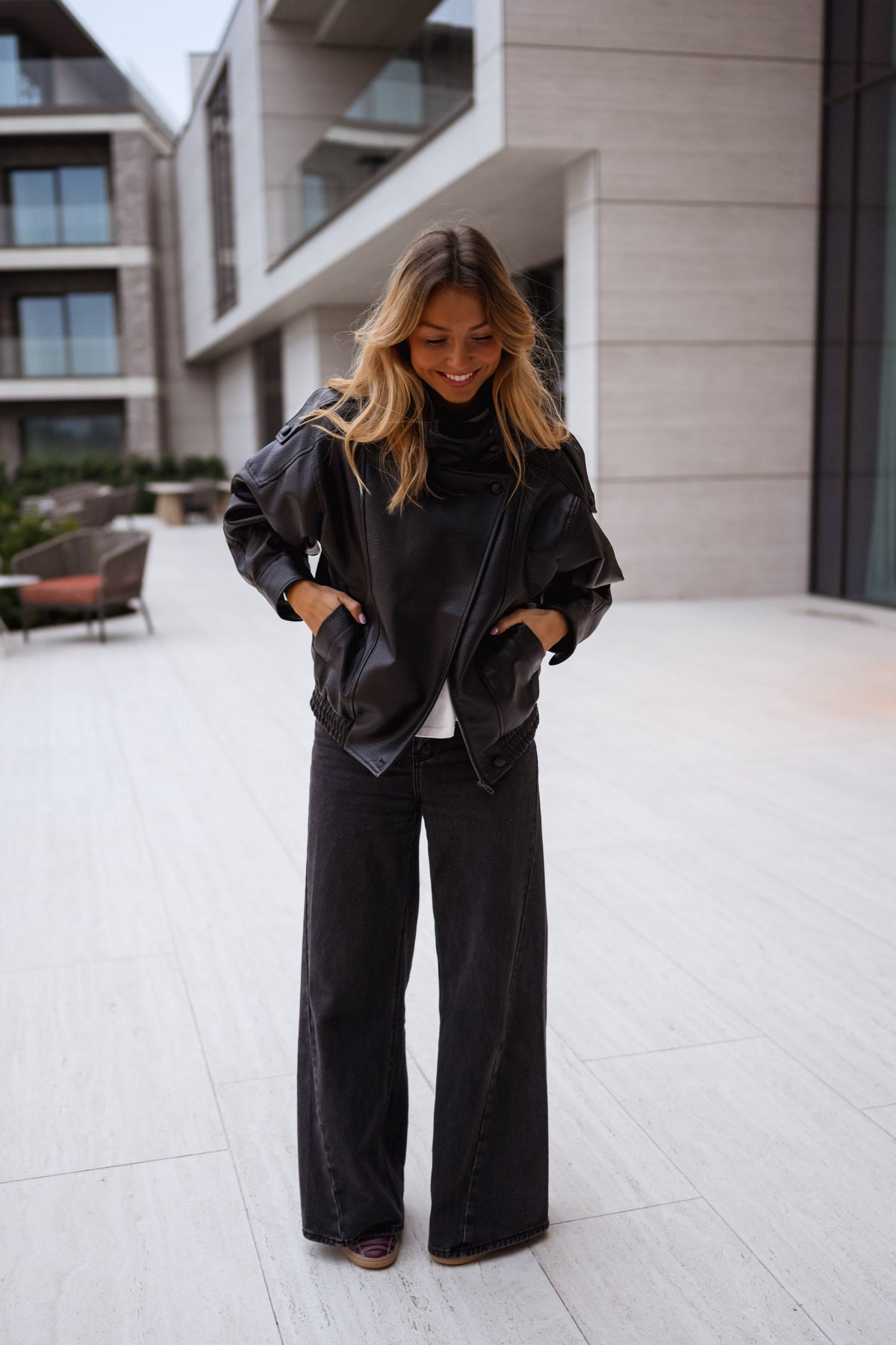Chaqueta Deborah - polipiel negra