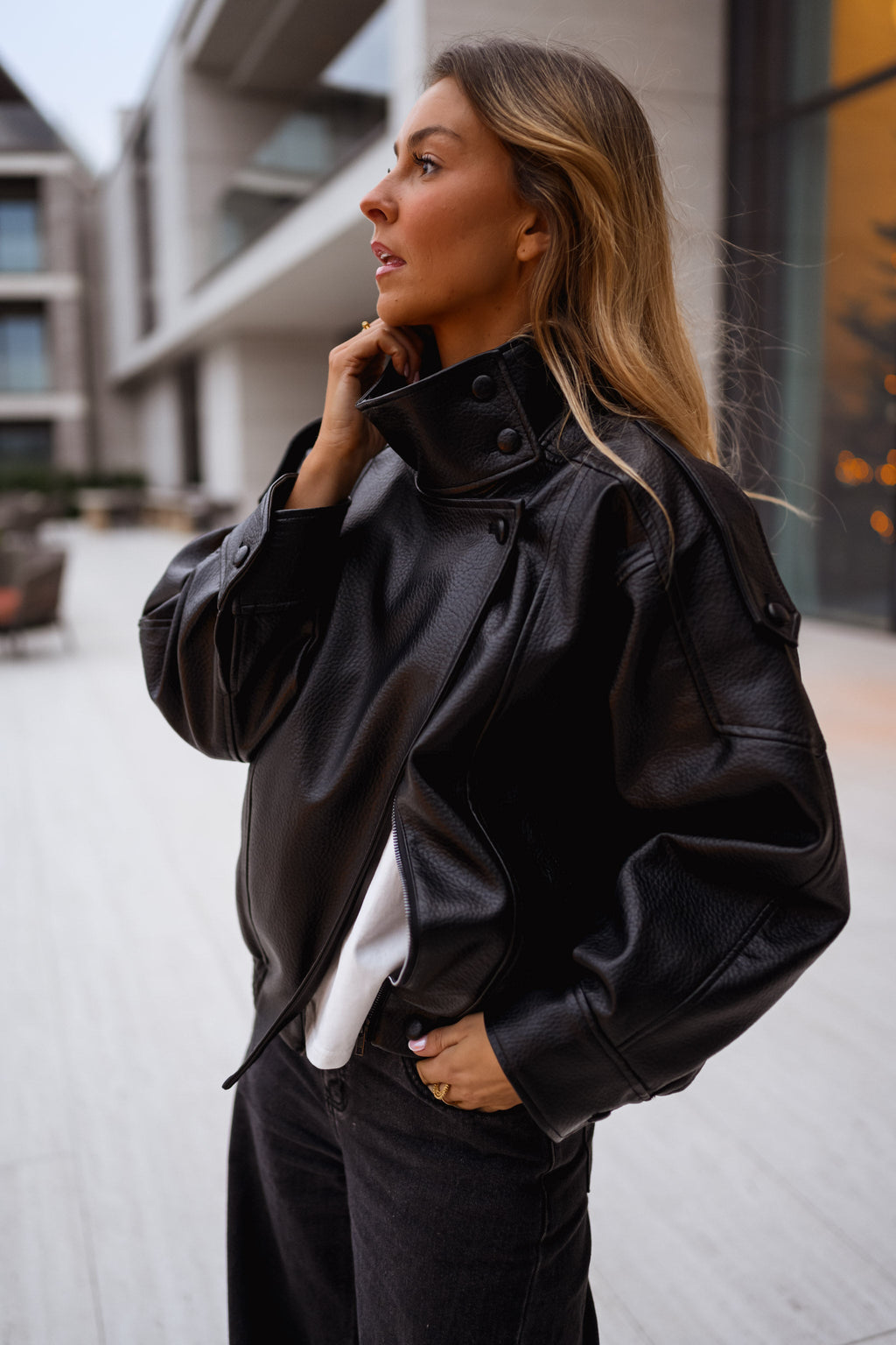 Chaqueta Deborah - polipiel negra