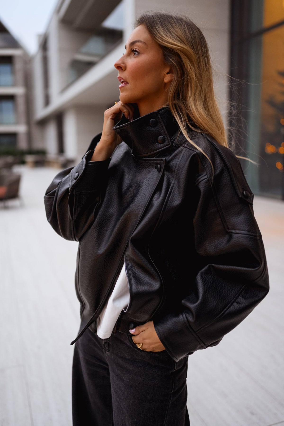 Chaqueta Deborah - polipiel negra