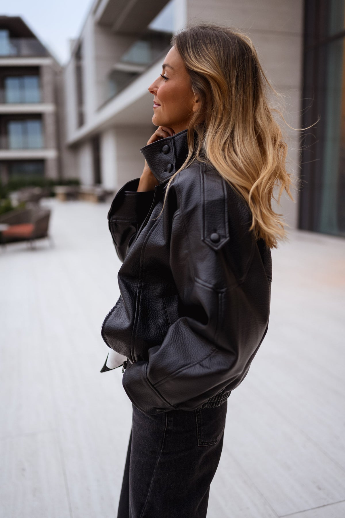 Chaqueta Deborah - polipiel negra