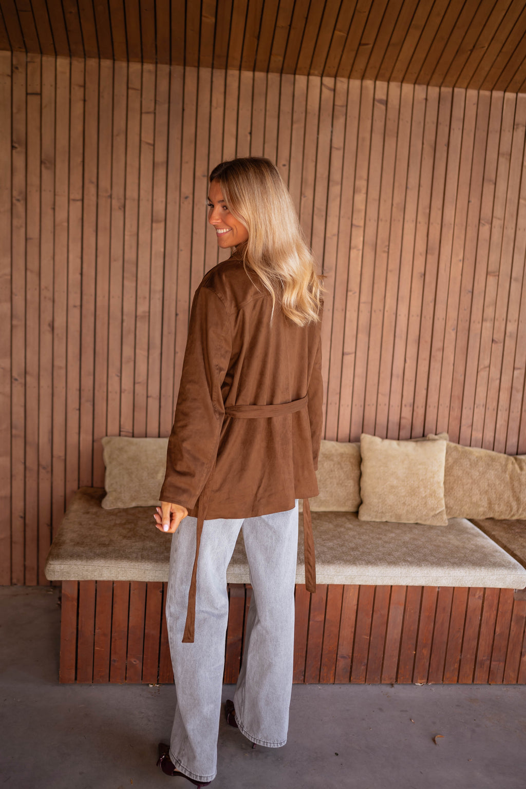 Chaqueta Nore - ante chocolate