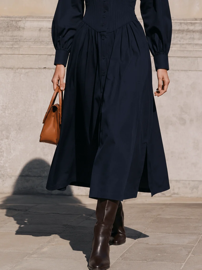 Vestido camisero midi azul marino con cintura de corsé