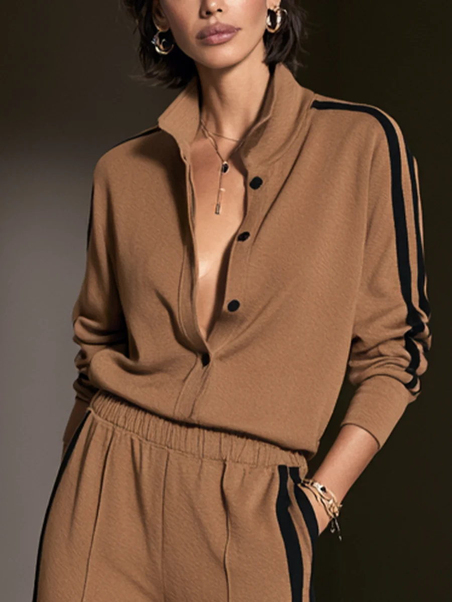 Conjunto de chaqueta cruzada con bloques de color y pantalón ancho