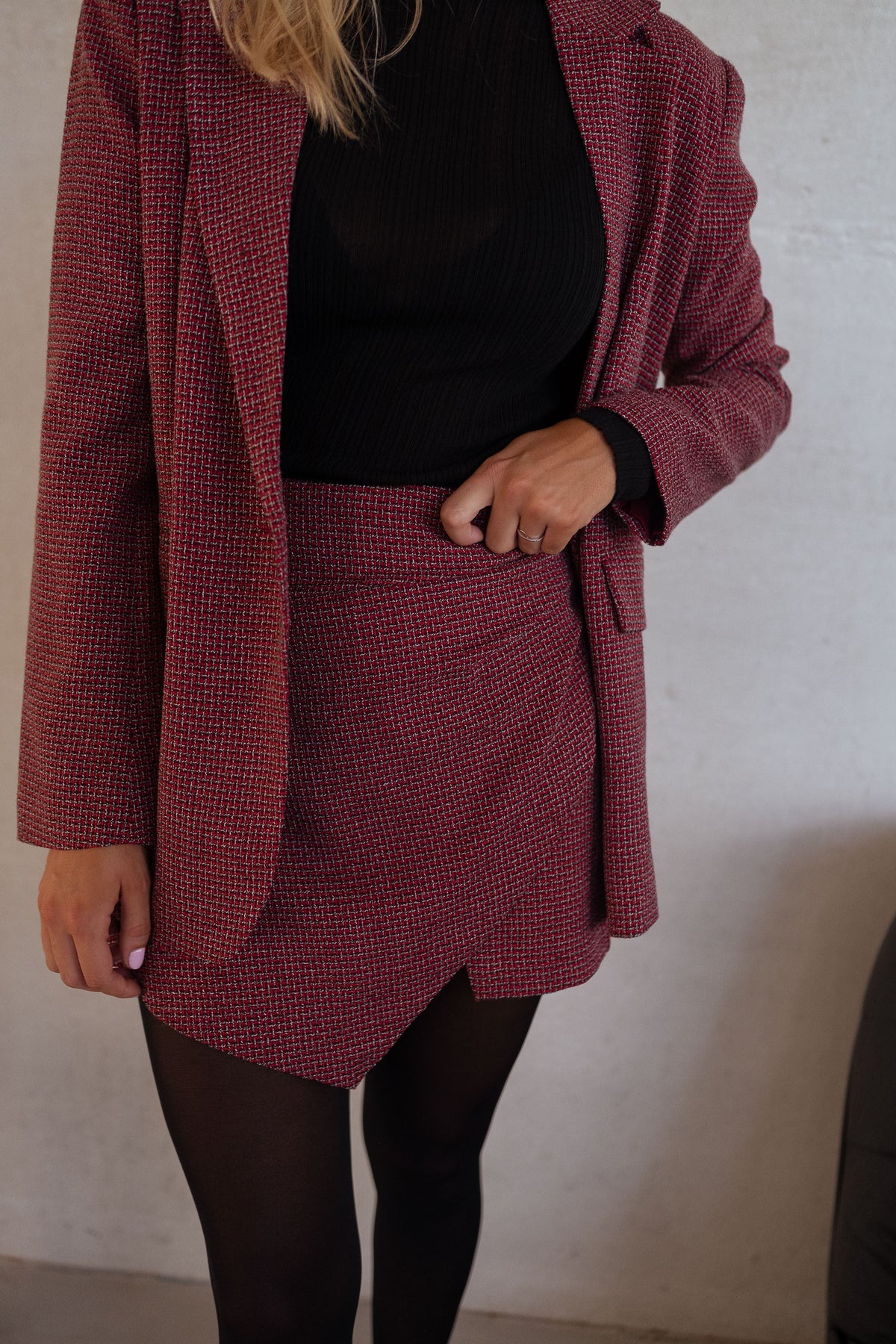Blazer Eloa - cuadros rojos
