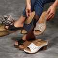 Mules de tacón ancho con plataforma y calados florales
