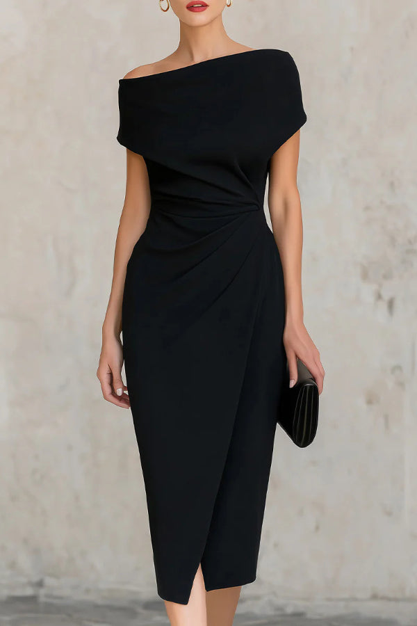 Vestido midi elegante plisado de manga corta y corte ajustado