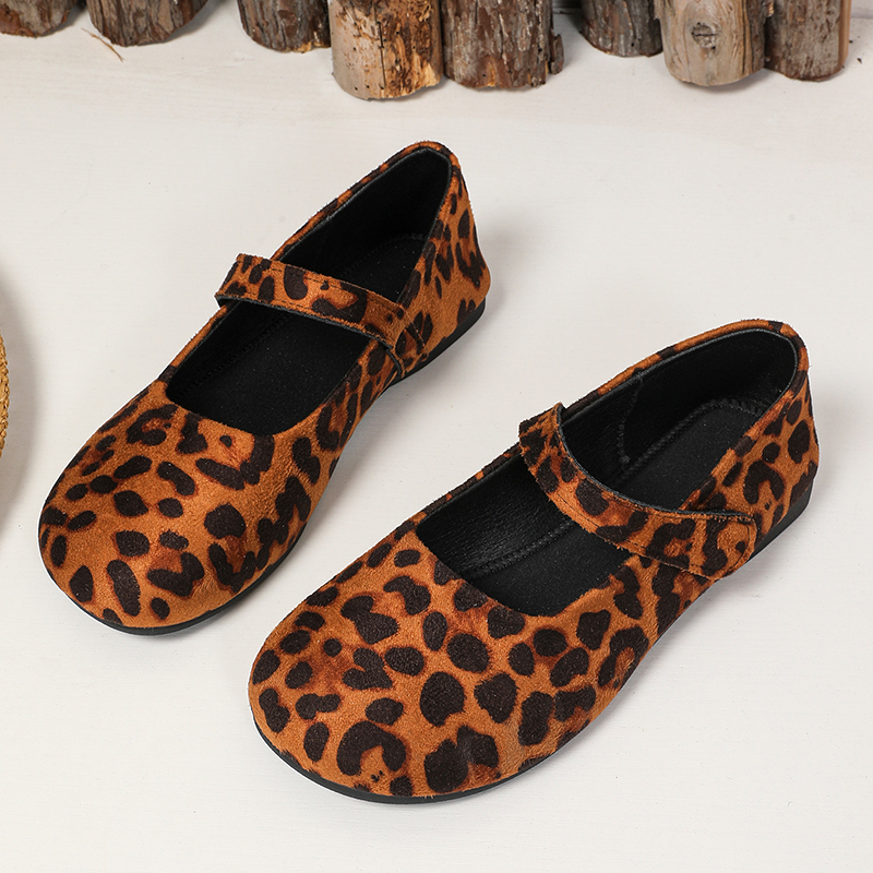 Zapatos retro ligeros de corte bajo